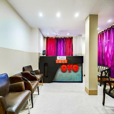 Oyo 28461 Royal Stay Inn Делі Екстер'єр фото